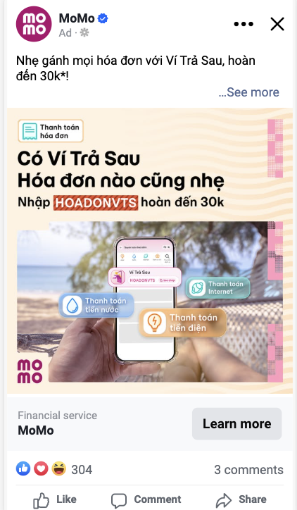 Live Facebook ad post for Ví Trả Sau bill payment offer